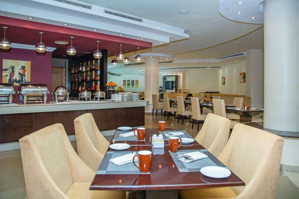 Al Hamra Residence Рас-эль-Хайма Ресторан фото